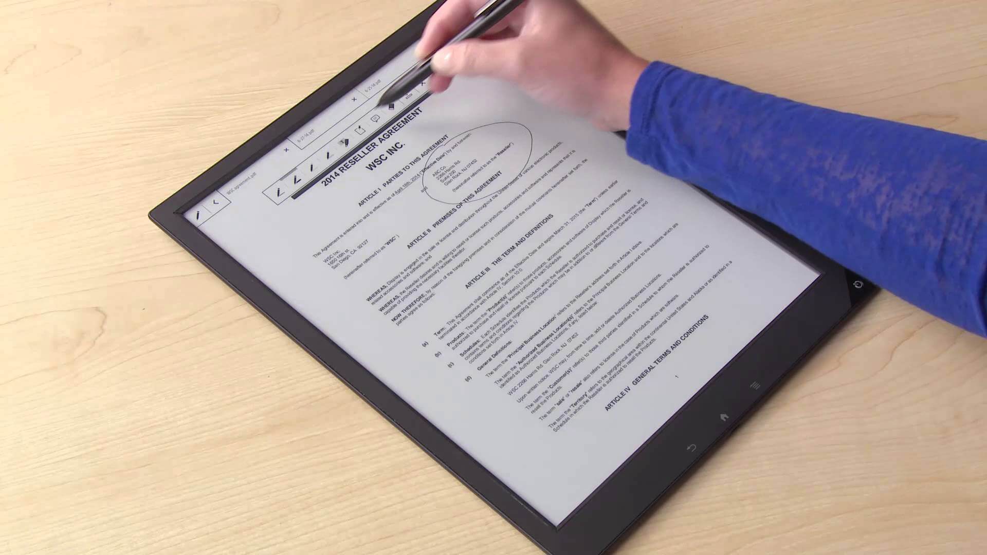 e-papierowy tablet
